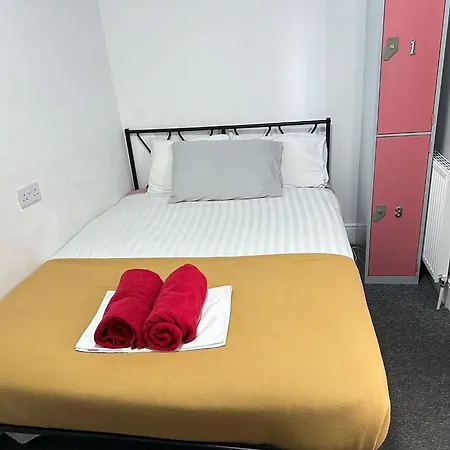Backpackers Blackpool Hotel & Suites Esterno foto