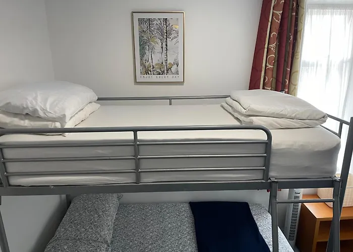 Backpackers Blackpool Hotel & Suites